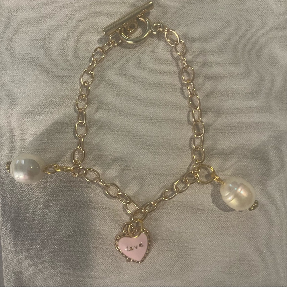 Charm Bracelet Love Heart Pearl Gold Pink White New Handcrafted